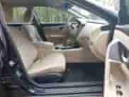 2015 Nissan Altima S z VIN 1N4AL3AP8FC249040, wystawiony jako IAAI lot #43456121 z przebiegiem 151 817 mil mil oraz . Historia ofert i sprzedaży dostępna na DreamBid. Obrazek 5.