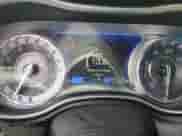 2021 Chrysler 300 Touring z VIN 2C3CCAAG2MH538274, wystawiony jako Copart lot #61692325 z przebiegiem 104 693 mil mil oraz Szkoda całkowita • Salvage title. Historia ofert i sprzedaży dostępna na DreamBid. Obrazek 9.