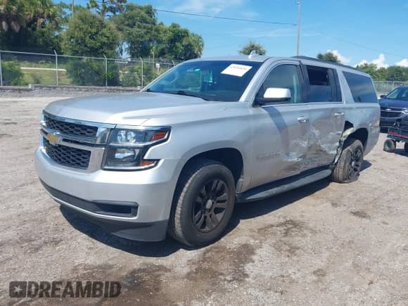 2019 Chevrolet Suburban LT с VIN 1GNSKHKC6KR168384, выставлен на аукционе IAAI как лот 43050839 с пробегом 102 640 миль миль и . История ставок и продаж доступна на DreamBid. Изображение 17.