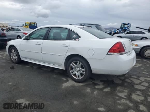 2016 Chevrolet Impala LT with VIN 2G1WB5E39G1178761, listed as a Copart auction lot 82358545 with 197,323 mi miles and Clean title. Bid and sale history available at DreamBid. Image 2.