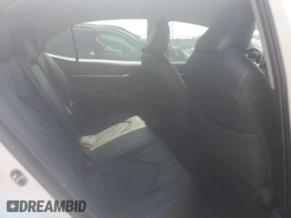 2019 Toyota Camry LE с VIN 4T1B11HK9KU828945, выставлен на аукционе Copart как лот 62388185 с пробегом 95 180 миль миль и Списание • Salvage title. История ставок и продаж доступна на DreamBid. Изображение 10.