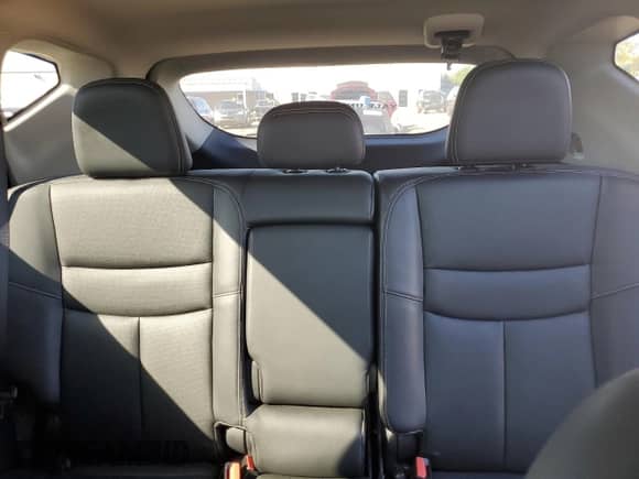 2016 Nissan Murano SL z VIN 5N1AZ2MH0GN144307, wystawiony jako Copart lot #82040015 z przebiegiem 77 081 mil mil oraz Szkoda całkowita • Salvage title. Historia ofert i sprzedaży dostępna na DreamBid. Obrazek 10.