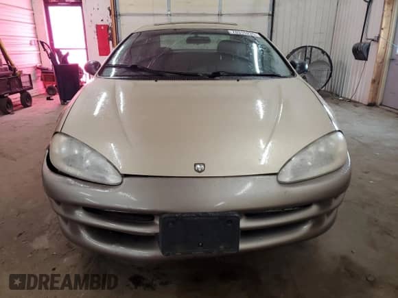 2000 Dodge Intrepid z VIN 2B3HD46R0YH259939, wystawiony jako Copart lot #70315235 z przebiegiem 122 820 mil mil oraz Czysty tytuł • Clean title. Historia ofert i sprzedaży dostępna na DreamBid. Obrazek 5.