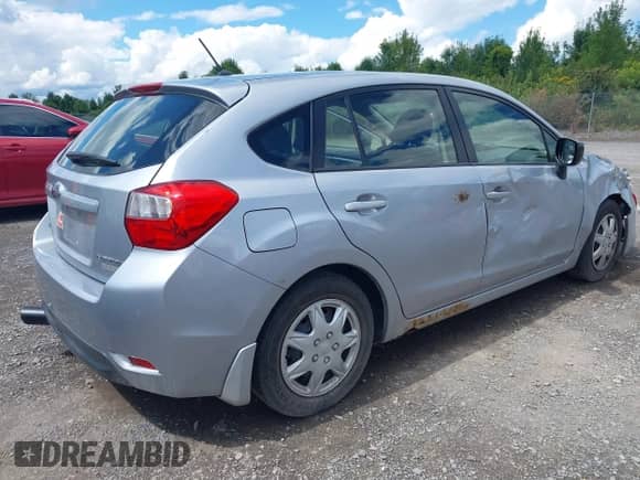 2014 Subaru Impreza 2.0i z VIN JF1GPAA65E8261741, wystawiony jako IAAI lot #43051839 z przebiegiem 131 146 mil mil oraz . Historia ofert i sprzedaży dostępna na DreamBid. Obrazek 4.