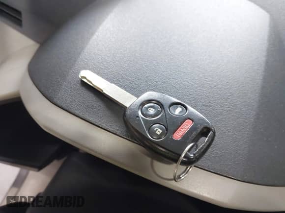 2015 Honda Pilot EX с VIN 5FNYF4H46FB033739, выставлен на аукционе IAAI как лот 42904540 с пробегом 126 676 миль миль и . История ставок и продаж доступна на DreamBid. Изображение 11.
