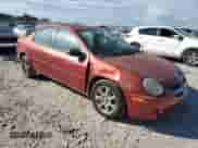2004 Dodge Neon SXT with VIN 1B3ES56C24D634926, listed as a Copart auction lot 71637184 with 298,719 mi miles and Clean title. Bid and sale history available at DreamBid. Image 4.
