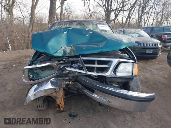 1997 Ford F-150 с VIN 1FTDF17W8VLB18061, выставлен на аукционе IAAI как лот 41861271 с пробегом 267 709 миль миль и . История ставок и продаж доступна на DreamBid. Изображение 6.