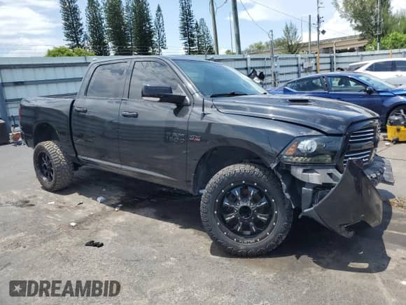 2017 Ram 1500 Sport с VIN 1C6RR6MT4HS616117, выставлен на аукционе Copart как лот 71753135 с пробегом Не указан миль и Списание • Salvage title. История ставок и продаж доступна на DreamBid. Изображение 4.