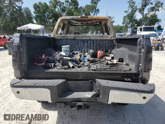 2015 Ford F-250 Lariat с VIN 1FT7W2BT0FEC50088, выставлен на аукционе Copart как лот 66390845 с пробегом Не указан миль и На запчасти • Non repairable. История ставок и продаж доступна на DreamBid. Изображение 6.