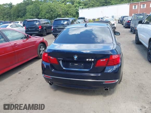 2016 BMW 5 Series 535i xDrive с VIN WBA5B3C5XGG256878, выставлен на аукционе IAAI как лот 42804336 с пробегом 85 439 миль миль и . История ставок и продаж доступна на DreamBid. Изображение 16.