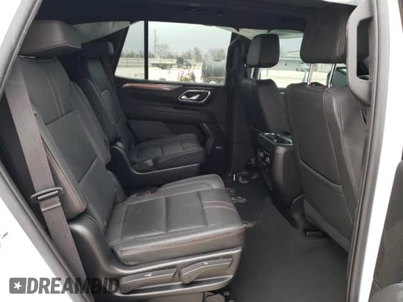 2023 Chevrolet Tahoe RST z VIN 1GNSCRKD4PR393695, wystawiony jako Copart lot #45428455 z przebiegiem Nie podano mil oraz Szkoda całkowita • Salvage title. Historia ofert i sprzedaży dostępna na DreamBid. Obrazek 12.