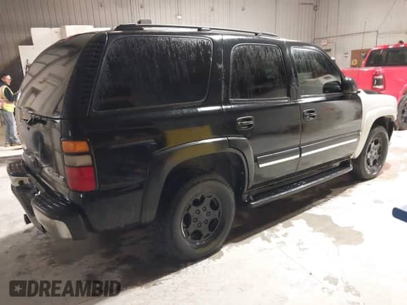 2005 Chevrolet Tahoe LS с VIN 1GNEK13T65J189354, выставлен на аукционе IAAI как лот 42307925 с пробегом 166 521 миль миль и . История ставок и продаж доступна на DreamBid. Изображение 4.