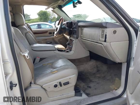 2003 Cadillac Escalade with VIN 1GYEK63N63R165281, listed as a IAAI auction lot 42884054 with Not provided miles and . Bid and sale history available at DreamBid. Image 5.
