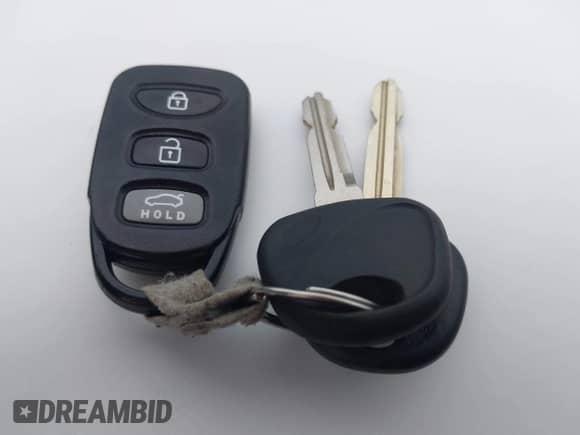 2012 Hyundai Elantra Limited z VIN 5NPDH4AE8CH144883, wystawiony jako IAAI lot #43401666 z przebiegiem 173 563 mil mil oraz . Historia ofert i sprzedaży dostępna na DreamBid. Obrazek 11.