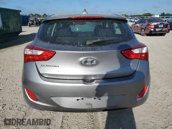 2013 Hyundai Elantra z VIN KMHD35LE1DU027599, wystawiony jako Copart lot #84447575 z przebiegiem 108 288 mil mil oraz Szkoda całkowita • Salvage title. Historia ofert i sprzedaży dostępna na DreamBid. Obrazek 6.