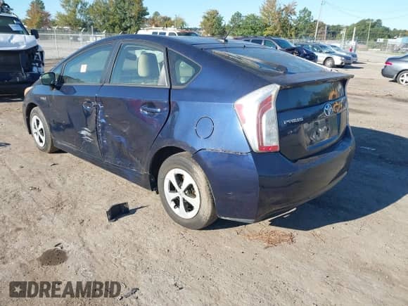 2013 Toyota Prius Three with VIN JTDKN3DU4D0350682, listed as a IAAI auction lot 43421647 with 81,435 mi miles and . Bid and sale history available at DreamBid. Image 3.