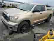 2007 Toyota Tundra SR5 z VIN 5TBBT54127S453164, wystawiony jako Copart lot #85844045 z przebiegiem 180 970 mil mil oraz Szkoda całkowita • Salvage title. Historia ofert i sprzedaży dostępna na DreamBid. Obrazek 1.