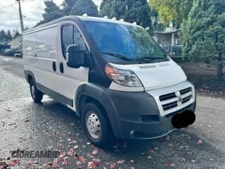 2015 Ram ProMaster z VIN 3C6TRVAD7FE513870, wystawiony jako Copart lot #66934525 z przebiegiem 103 093 mil mil oraz Czysty tytuł • Clean title. Historia ofert i sprzedaży dostępna na DreamBid. Obrazek 1.