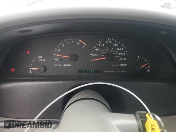 1996 Chevrolet Caprice 1SA Special Value с VIN 1G1BL52P0TR187692, выставлен на аукционе Copart как лот 60125235 с пробегом 208 685 миль миль и Списание • Salvage title. История ставок и продаж доступна на DreamBid. Изображение 9.