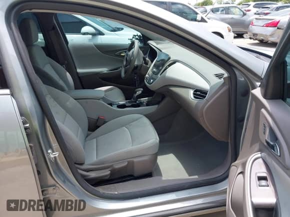 2024 Chevrolet Malibu LS with VIN 1G1ZB5STXRF144793, listed as a IAAI auction lot 42570896 with 17,939 mi miles and . Bid and sale history available at DreamBid. Image 5.