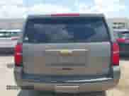 2017 Chevrolet Tahoe LS с VIN 1GNSCAKC0HR191060, выставлен на аукционе IAAI как лот 42562868 с пробегом 168 019 миль миль и . История ставок и продаж доступна на DreamBid. Изображение 16.