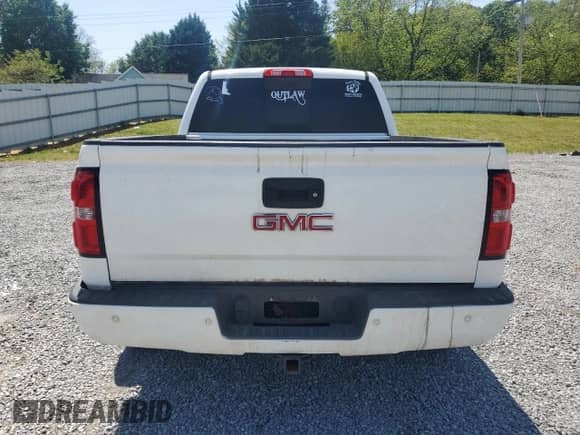 2014 GMC Sierra 1500 SLE z VIN 3GTU2UEC2EG100545, wystawiony jako Copart lot #53821865 z przebiegiem 177 009 mil mil oraz Czysty tytuł • Clean title. Historia ofert i sprzedaży dostępna na DreamBid. Obrazek 6.