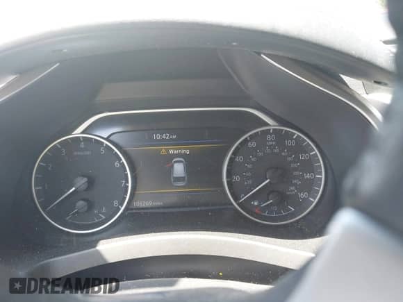 2018 Nissan Murano SV z VIN 5N1AZ2MG3JN144364, wystawiony jako IAAI lot #42564839 z przebiegiem 106 269 mil mil oraz . Historia ofert i sprzedaży dostępna na DreamBid. Obrazek 7.