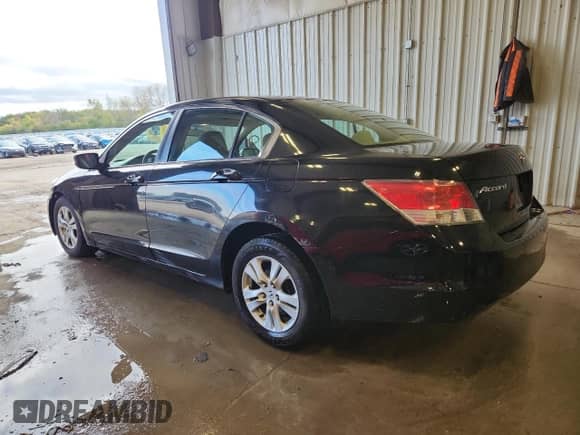 2010 Honda Accord LX-P z VIN 1HGCP2F4XAA075638, wystawiony jako Copart lot #82460965 z przebiegiem 116 963 mil mil oraz Czysty tytuł • Clean title. Historia ofert i sprzedaży dostępna na DreamBid. Obrazek 2.