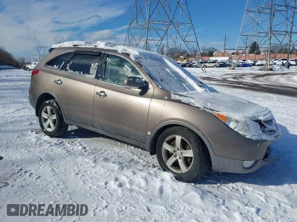 2010 Hyundai Veracruz Limited с VIN KM8NUDCC5AU121104, выставлен на аукционе IAAI как лот 41381722 с пробегом Не указан миль и . История ставок и продаж доступна на DreamBid. Изображение 1.