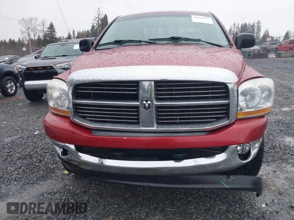 2006 Dodge 1500 SLT with VIN 1D7HU18246S607928, listed as a IAAI auction lot 41567577 with 267,386 mi miles and . Bid and sale history available at DreamBid. Image 6.