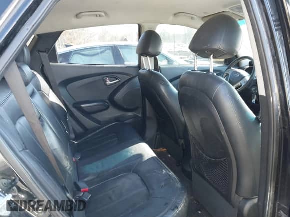 2011 Hyundai Tucson Limited с VIN KM8JU3AC8BU135057, выставлен на аукционе IAAI как лот 41455435 с пробегом 132 862 миль миль и . История ставок и продаж доступна на DreamBid. Изображение 8.
