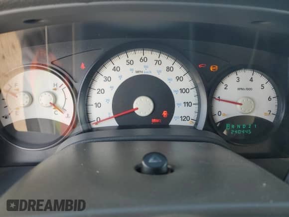 2006 Dodge Durango SXT with VIN 1D4HD38K46F187539, listed as a Copart auction lot 82273165 with 240,445 mi miles and Salvage title. Bid and sale history available at DreamBid. Image 9.