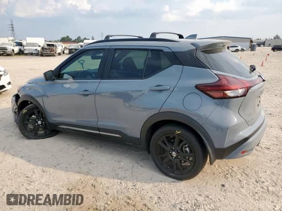 2021 Nissan Kicks SR z VIN 3N1CP5DV5ML516586, wystawiony jako Copart lot #81148845 z przebiegiem 33 756 mil mil oraz Szkoda całkowita • Salvage title. Historia ofert i sprzedaży dostępna na DreamBid. Obrazek 2.