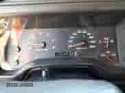 2002 Jeep Wrangler X z VIN 1J4FA39S92P729342, wystawiony jako Copart lot #56130275 z przebiegiem 132 566 mil mil oraz Szkoda całkowita • Salvage title. Historia ofert i sprzedaży dostępna na DreamBid. Obrazek 9.