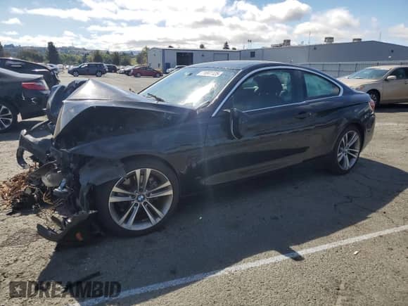 2018 BMW 4 Series 430i с VIN WBA4W3C50JAB87440, выставлен на аукционе Copart как лот 71841125 с пробегом 64 623 миль миль и Списание • Salvage title. История ставок и продаж доступна на DreamBid. Изображение 1.