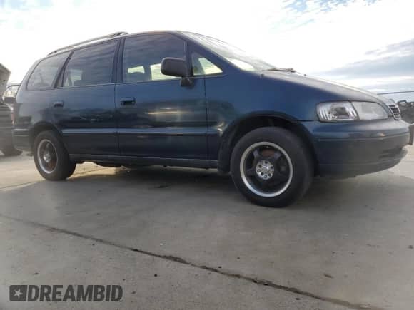 1995 Honda Odyssey with VIN JHMRA1847SC002720, listed as a Copart auction lot 37806184 with 138,160 mi miles and Non repairable. Bid and sale history available at DreamBid. Image 4.