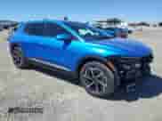 2025 Chevrolet Equinox EV LT1 w/PCY с VIN 3GN7DMRP4SS225308, выставлен на аукционе Copart как лот 71829035 с пробегом 1 208 миль миль и Списание • Salvage title. История ставок и продаж доступна на DreamBid. Изображение 4.