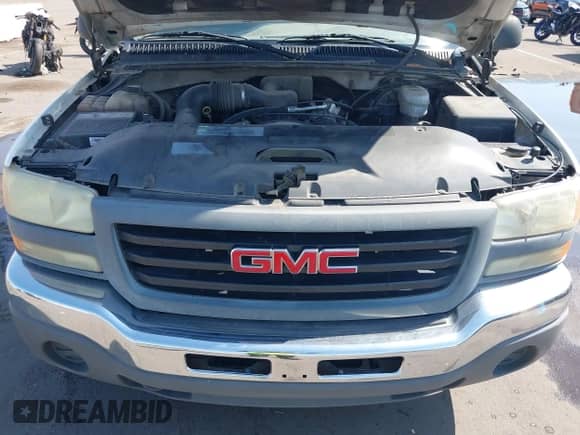 2004 GMC Sierra 1500 Work Truck with VIN 1GTEC14X34Z210202, listed as a IAAI auction lot 42994469 with 266,464 mi miles and . Bid and sale history available at DreamBid. Image 10.