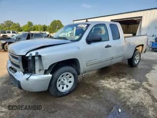 2010 Chevrolet Silverado 1500 LS z VIN 1GCSCREA5AZ203324, wystawiony jako Copart lot #80862255 z przebiegiem 382 504 mil mil oraz Szkoda całkowita • Salvage title. Historia ofert i sprzedaży dostępna na DreamBid. Obrazek 1.