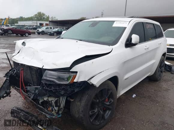 2014 Jeep Grand Cherokee SRT-8 с VIN 1C4RJFDJ0EC362295, выставлен на аукционе IAAI как лот 43384472 с пробегом 108 152 миль миль и . История ставок и продаж доступна на DreamBid. Изображение 2.