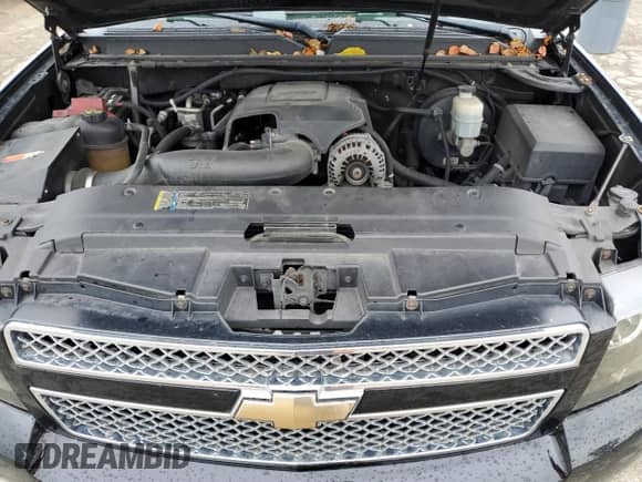 2011 Chevrolet Tahoe LTZ with VIN 1GNSKCE05BR254175, listed as a Copart auction lot 80693645 with 265,816 mi miles and Salvage title. Bid and sale history available at DreamBid. Image 12.