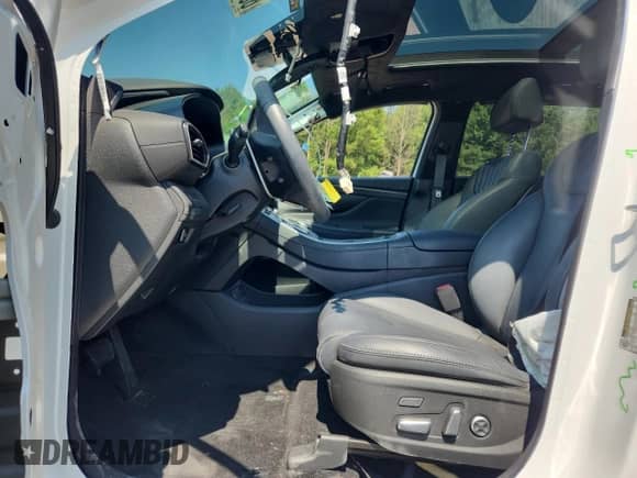 2023 Hyundai Santa Fe Calligraphy с VIN 5NMS54AL0PH518534, выставлен на аукционе Copart как лот 60974985 с пробегом 41 908 миль миль и Списание • Salvage title. История ставок и продаж доступна на DreamBid. Изображение 7.