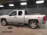 2007 Chevrolet Silverado 1500 1LT с VIN 1GCEK19C17Z553328, выставлен на аукционе IAAI как лот 41981500 с пробегом 145 800 миль миль и . История ставок и продаж доступна на DreamBid. Изображение 15.