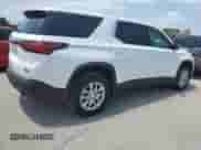 2024 Chevrolet Traverse LS z VIN 1GNETTKW6RJ139662, wystawiony jako Copart lot #61756144 z przebiegiem 3 997 mil mil oraz Szkoda całkowita • Salvage title. Historia ofert i sprzedaży dostępna na DreamBid. Obrazek 3.