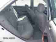 2002 Toyota Camry LE z VIN 4T1BE32K12U018623, wystawiony jako IAAI lot #43049004 z przebiegiem 173 152 mil mil oraz . Historia ofert i sprzedaży dostępna na DreamBid. Obrazek 8.