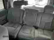 2004 Chevrolet Tahoe LS z VIN 1GNEC13V24R299221, wystawiony jako Copart lot #81276245 z przebiegiem 240 153 mil mil oraz Szkoda całkowita • Salvage title. Historia ofert i sprzedaży dostępna na DreamBid. Obrazek 10.