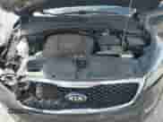 2017 Kia Sorento EX z VIN 5XYPHDA59HG240825, wystawiony jako Copart lot #70006445 z przebiegiem 150 158 mil mil oraz Szkoda całkowita • Salvage title. Historia ofert i sprzedaży dostępna na DreamBid. Obrazek 12.