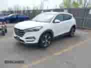 2016 Hyundai Tucson Sport z VIN KM8J3CA21GU253307, wystawiony jako IAAI lot #41998390 z przebiegiem 114 977 mil mil oraz . Historia ofert i sprzedaży dostępna na DreamBid. Obrazek 2.