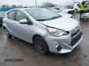 2015 Toyota Prius One z VIN JTDKDTB35F1575641, wystawiony jako IAAI lot #41803870 z przebiegiem 129 286 mil mil oraz . Historia ofert i sprzedaży dostępna na DreamBid. Obrazek 1.