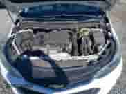 2018 Chevrolet Cruze LT z VIN 3G1BE6SM0JS558673, wystawiony jako IAAI lot #43279143 z przebiegiem 180 522 mil mil oraz . Historia ofert i sprzedaży dostępna na DreamBid. Obrazek 10.